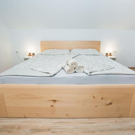 Apartma Pri Bostjanu Škofja Loka Εξωτερικό φωτογραφία